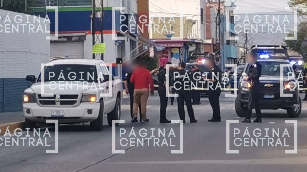 Motosicarios asesinan a mujer en la Flores Magón