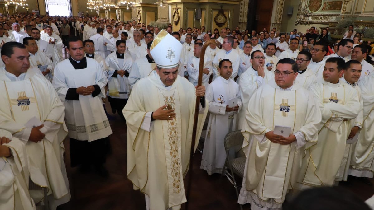 ¿Regaño? Arzobispo de León llama la atención a sacerdotes en Misa Crismal, esto les dijo