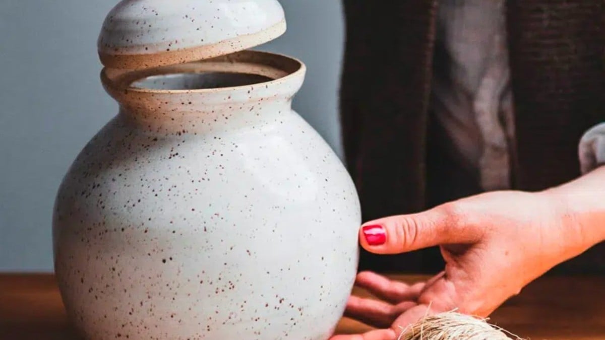 Cremaron a su hermana y celebraron su funeral; ¡apareció con vida 7 meses después!