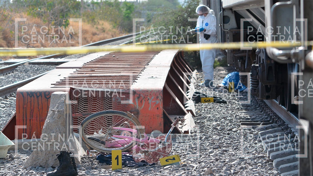Ciclista muere tras ser atropellado por el tren en Ciudad Industrial; iba en una bici rosa