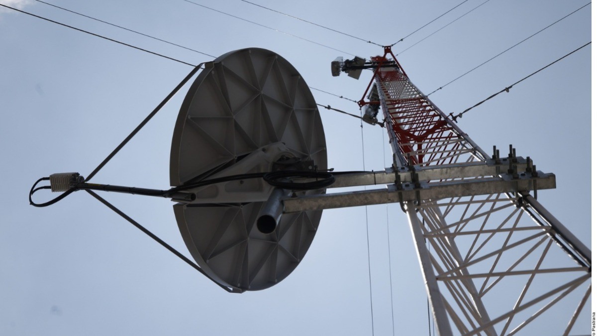 Toma 4T control total de telecomunicaciones