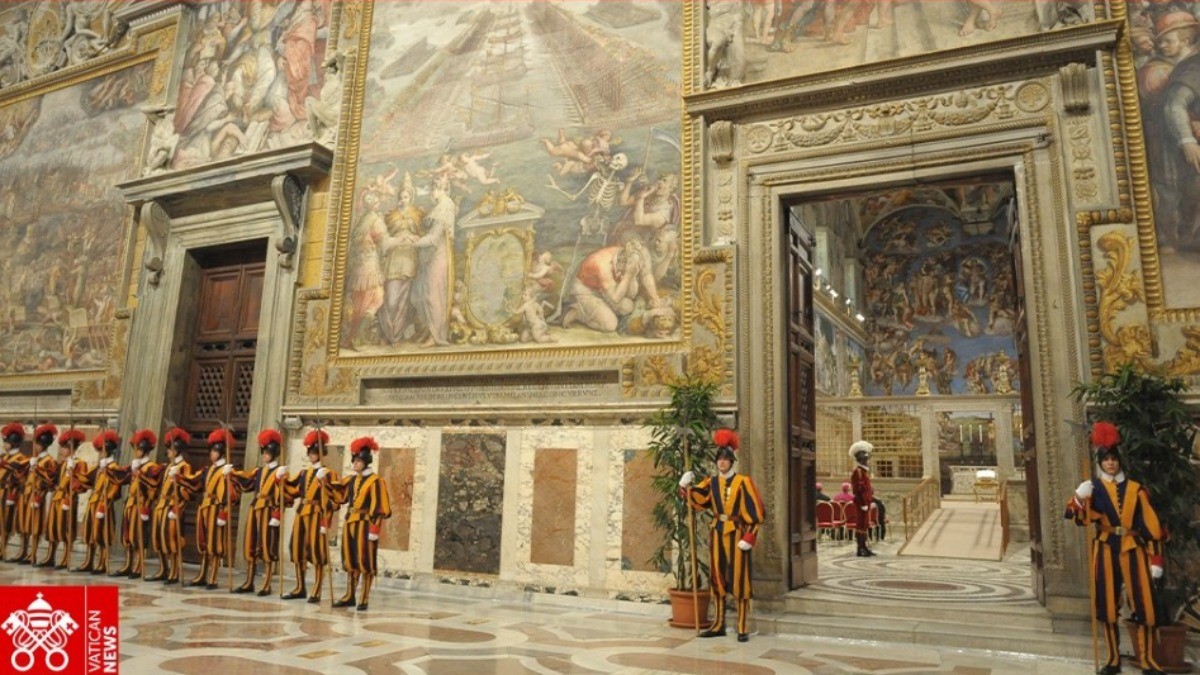 Rezan cardenales Letanías de los Santos para Cónclave