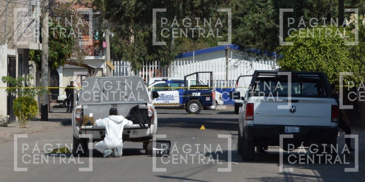 VIDEO Ayudaba a barrer iglesia: Sicarios asesinan con múltiples disparos a abuelito