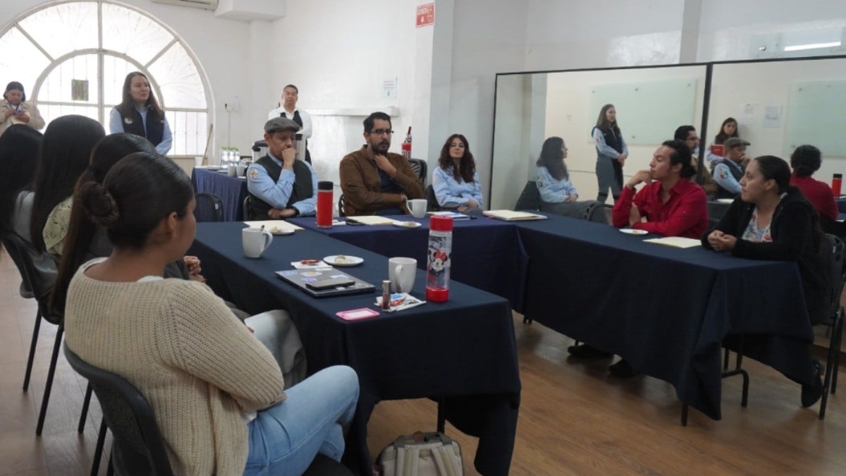 IMJU impulsa iniciativas sociales con becas para jóvenes de León ¡de hasta 15 mil pesos!