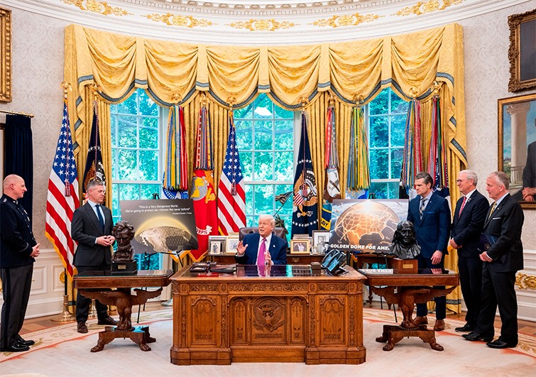 Trump presenta el 'Golden Dome', un sistema de defensa antimisiles que costará 175 mil mdd