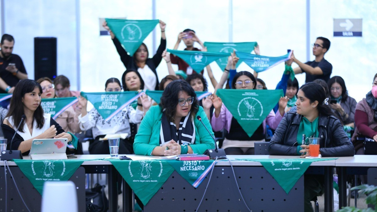 ¿Las criminalizan? Activistas por el aborto en León denuncian intimidación