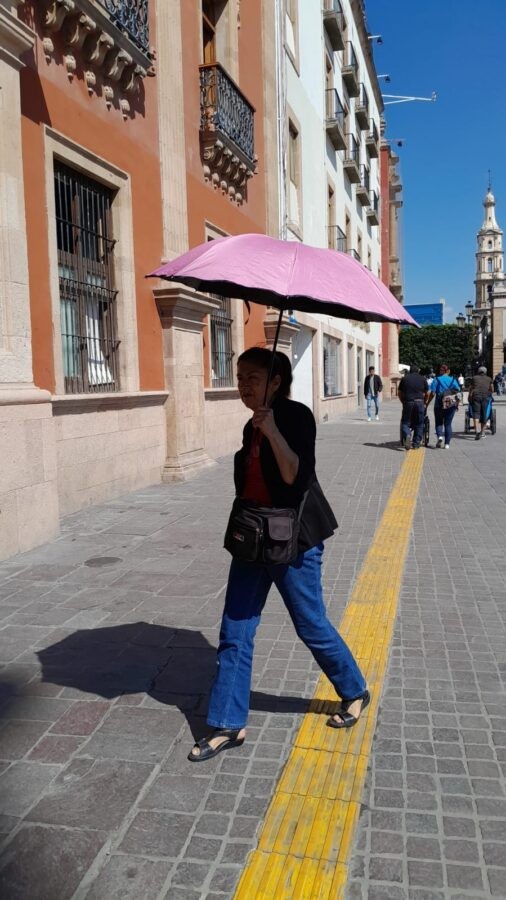 ¿Sigue el calor y hoy llueve también? Este es el clima en León