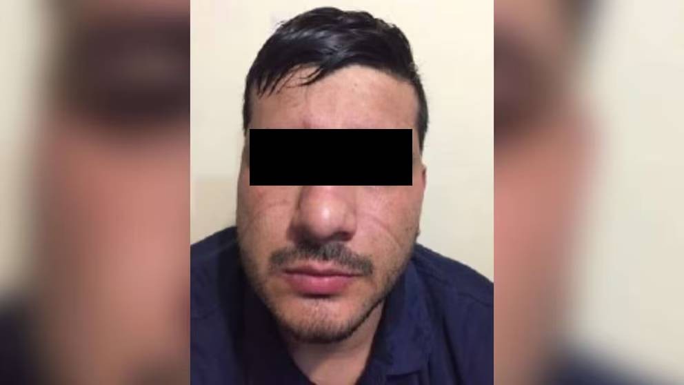 VIDEO Pánico por balaceras y bloqueos: Asesinan a líder de cártel en su cama