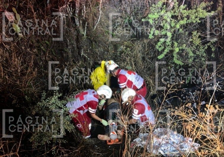 ¡Al fin! Alberto iba a trabajar cuando sufrió un accidente y quedó atrapado durante 3 días