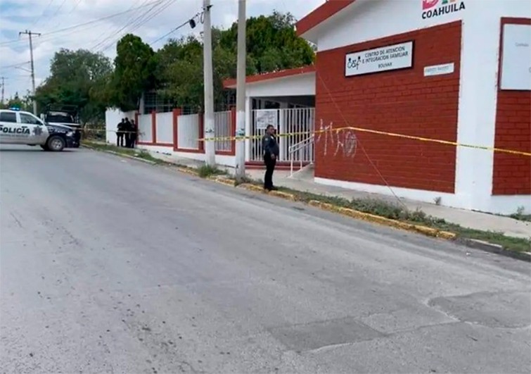 Abuelito fue a votar, pero murió tras resbalar y caer cuando iba a depositar las boletas