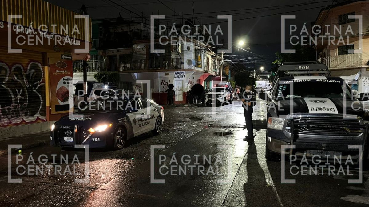 VIDEO Le disparan en las piernas: Sicarios atacan a balazos a hombre 