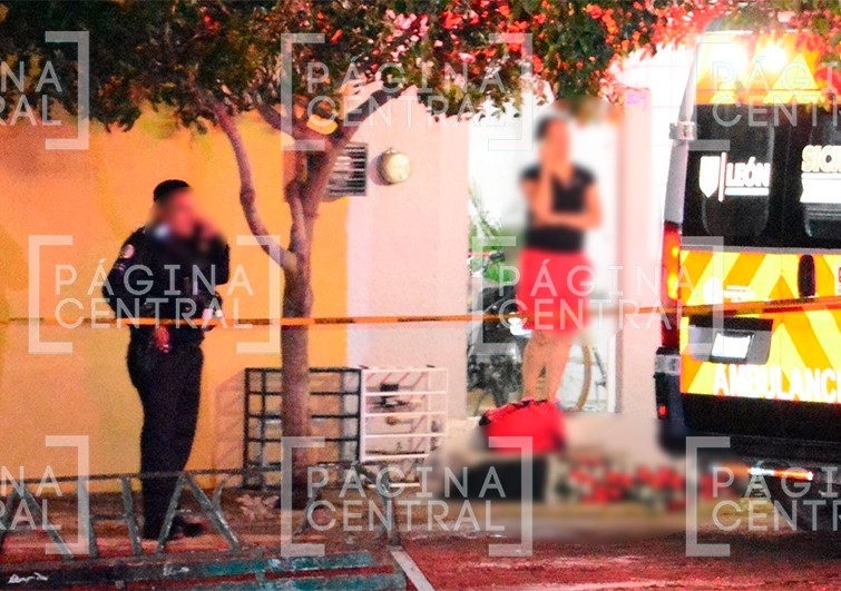 Riña campal termina en balacera; un hombre murió y su cuerpo quedó tendido en la banqueta