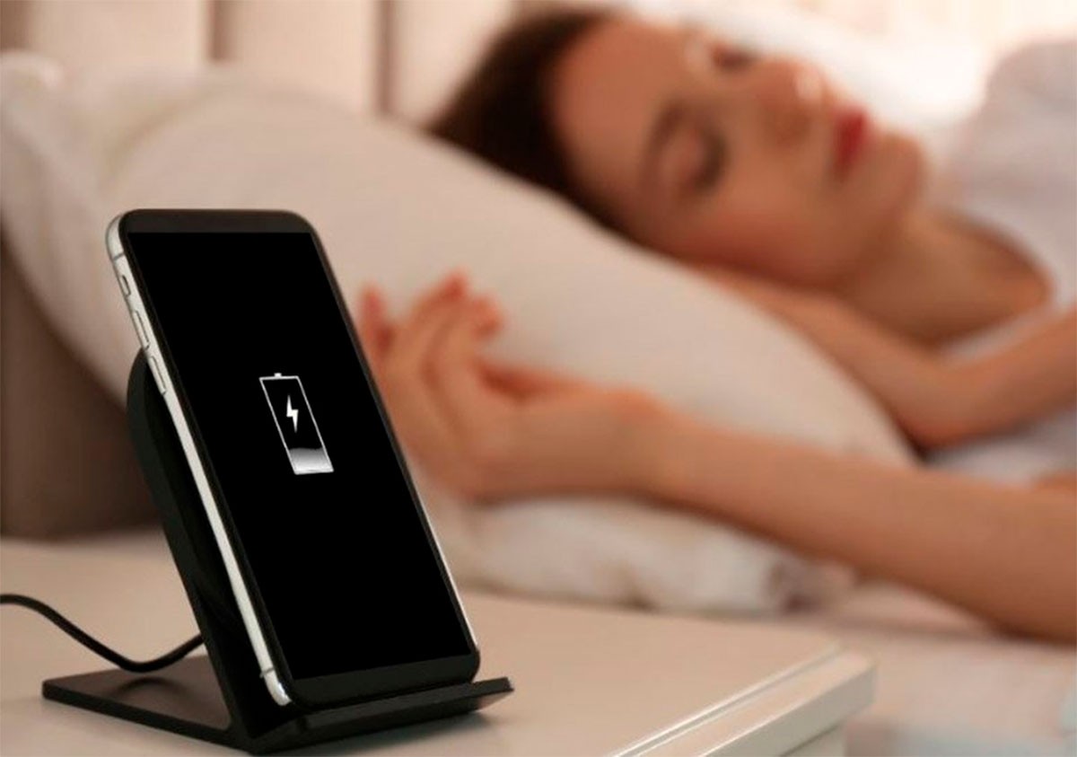 ¿Por qué es malo cargar la batería del celular toda la noche o hasta el 100 %? Te decimos