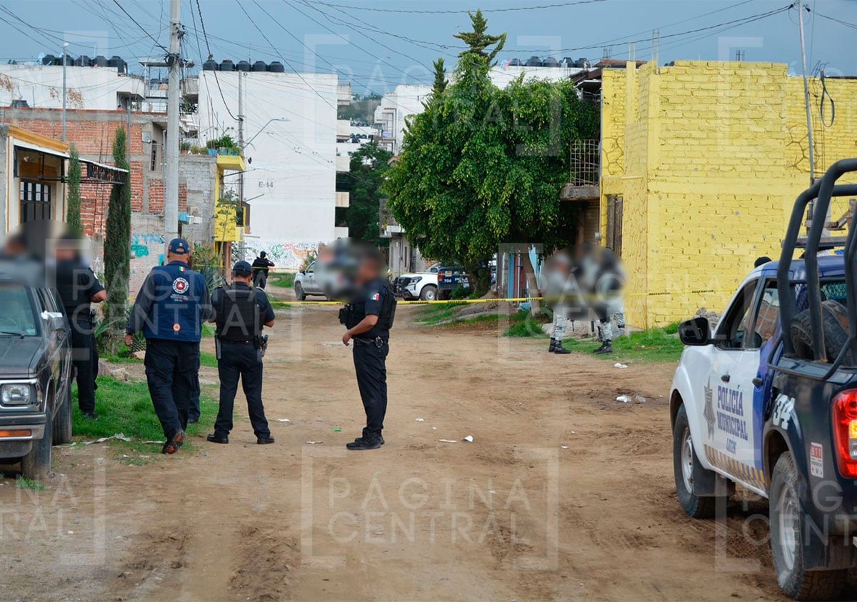 Abre la puerta y encuentra ataúd con joven muerto: “Me dijeron que ahí me dejaban eso”