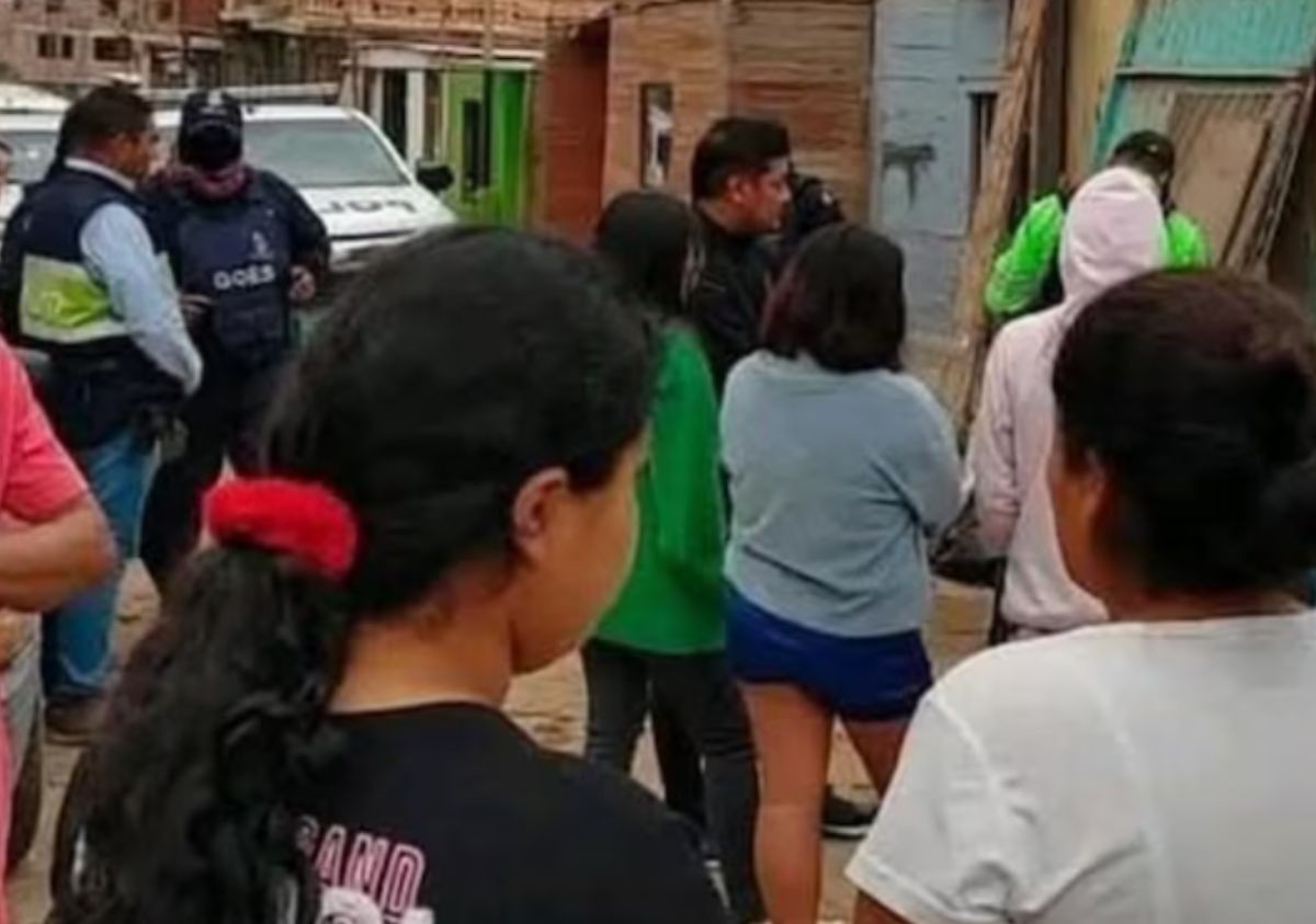Mientras dormían: Familia es atacada por sicarios; muere bebé y su hermano mayor