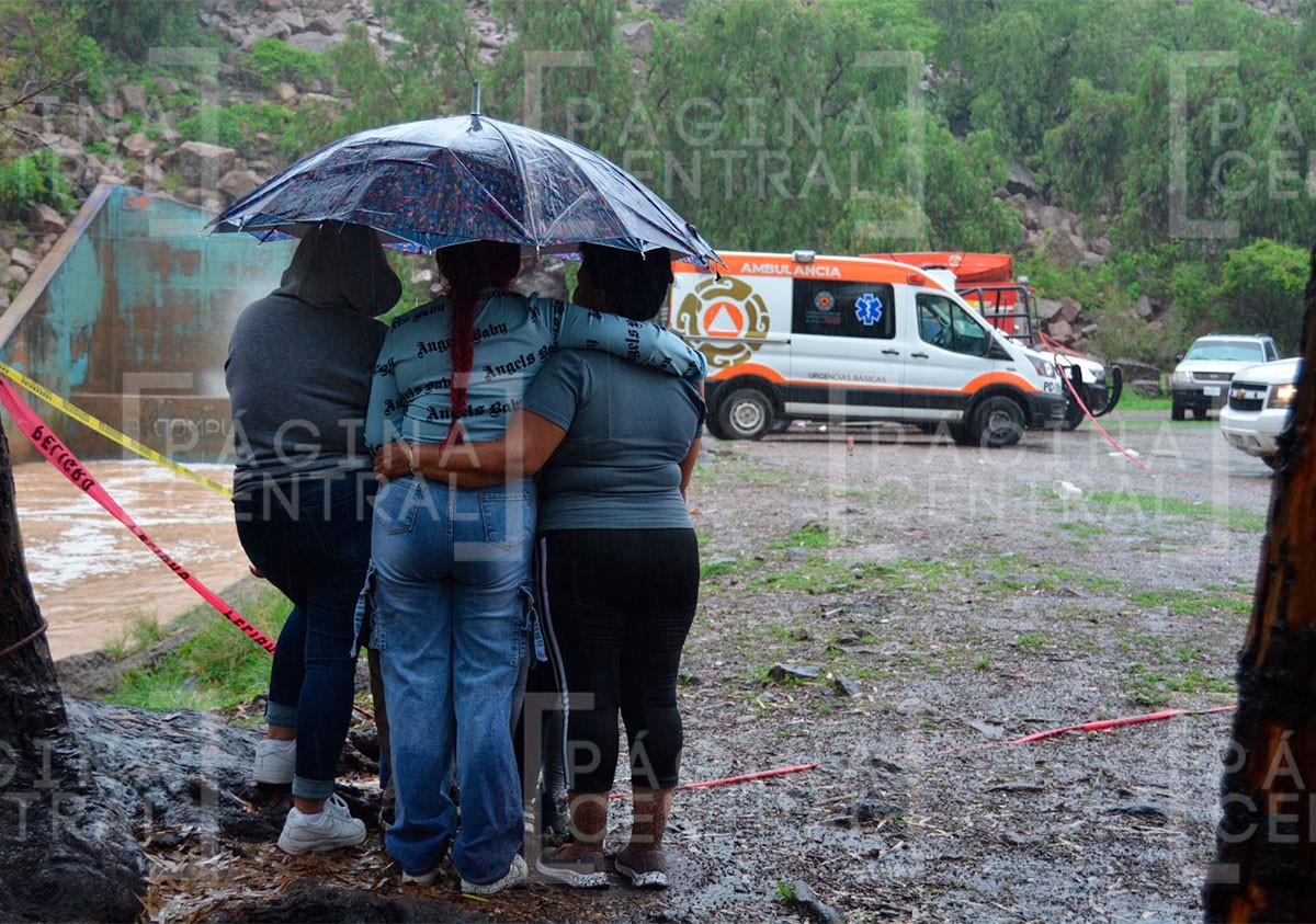 Domingo familiar termina mal, joven entra a nadar a la presa y ya no salió