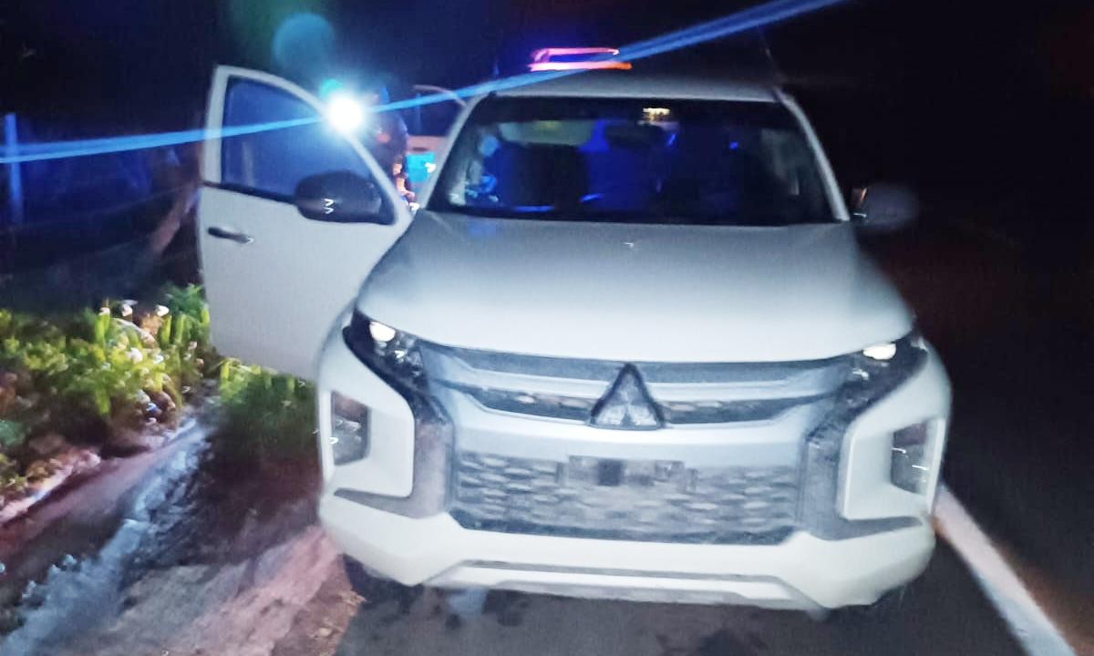 Robo de vehículos en carretera; cae presunto ladrón luego de una persecución