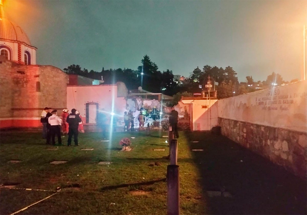 VIDEO Captan explosión de una bodega donde almacenaban pirotecnia en fiesta patronal