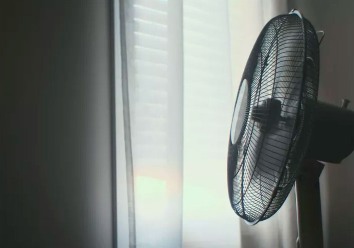 ¿Duermes con el ventilador encendido? Esta información te interesa