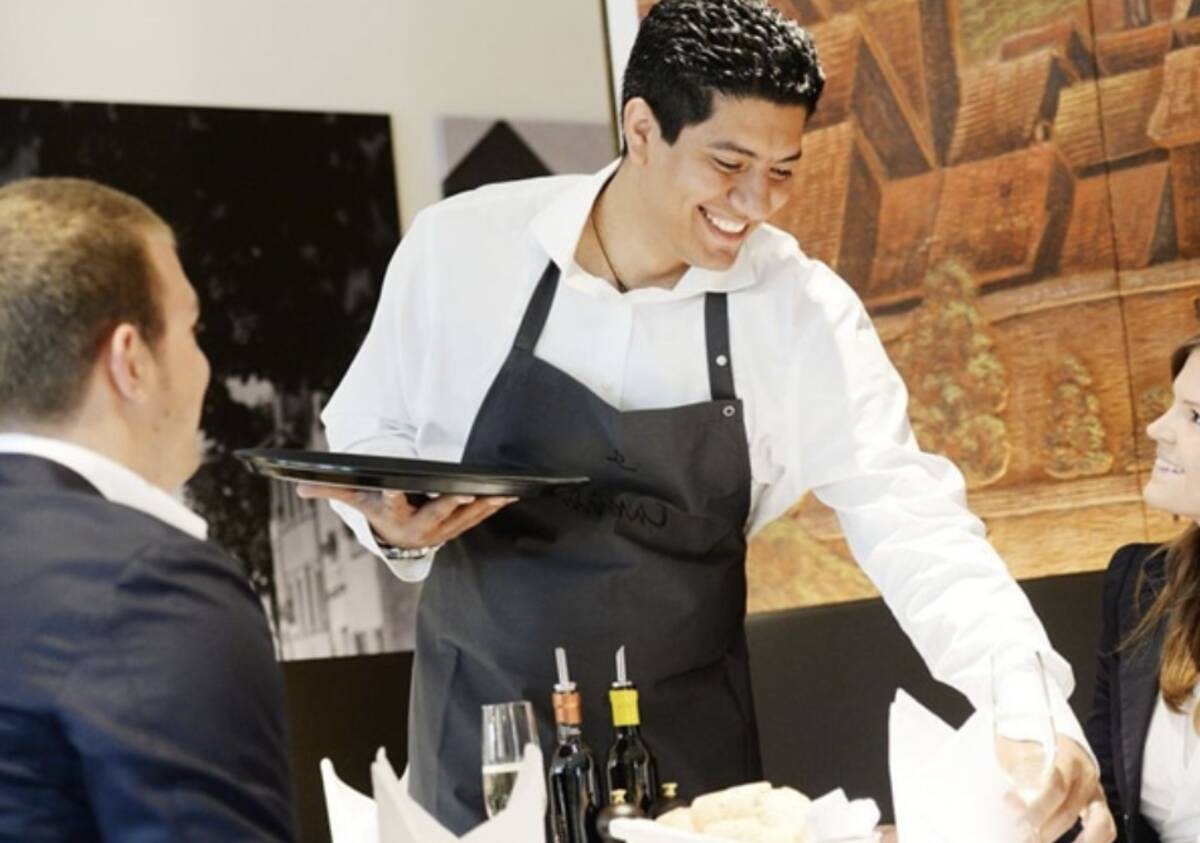 Restauranteros tendrían que hacer estos cambios para cumplir con la Ley Silla