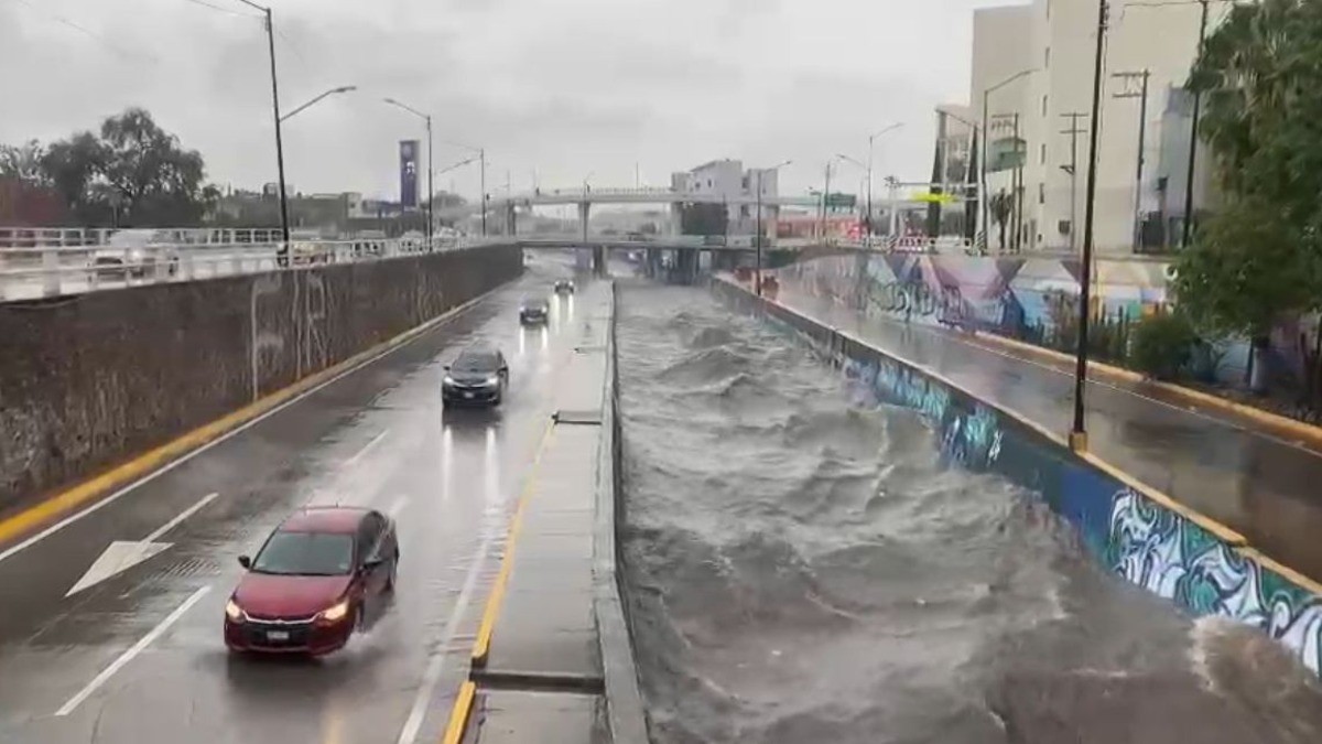 VIDEO ¡Alerta en León por lluvias! Cierran parte baja del Malecón del Río