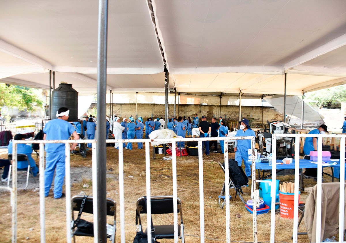 Descubren fosas clandestinas con más de 60 cuerpos; hay mujeres y bebés entre las víctimas