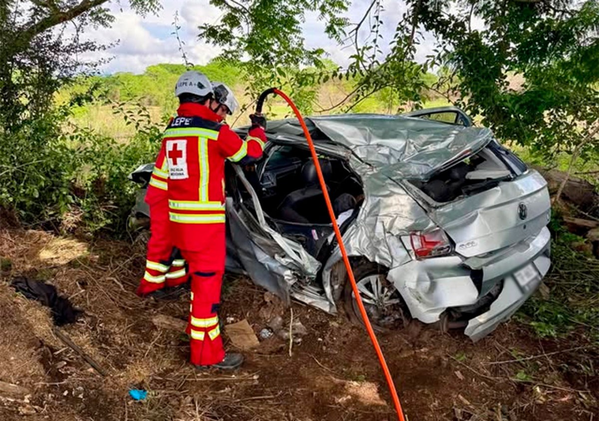 Regresaban de una graduación y se accidentaron; tres jóvenes universitarios murieron