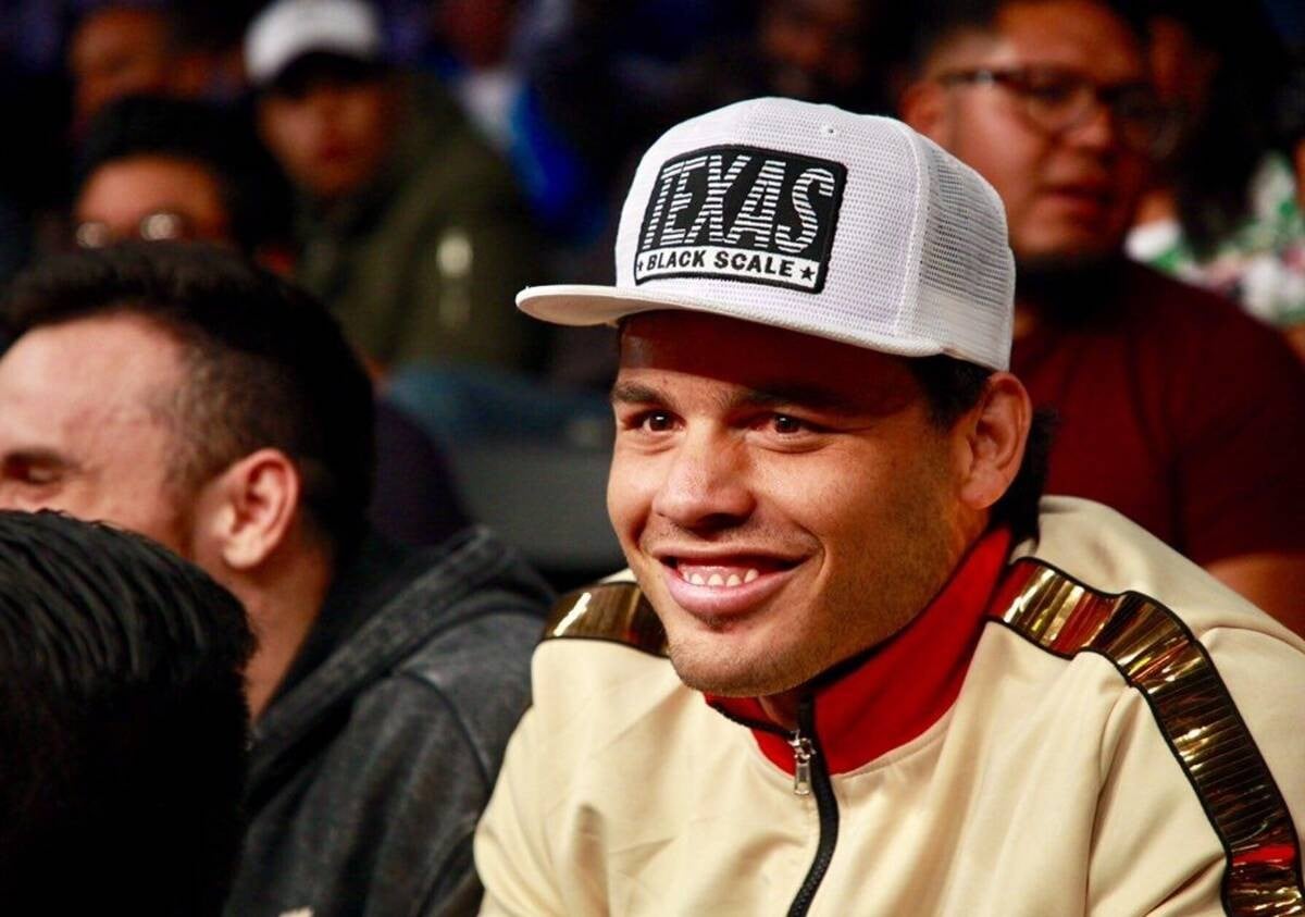 Julio César Chávez Jr. tiene orden desde 2023, dice FGR