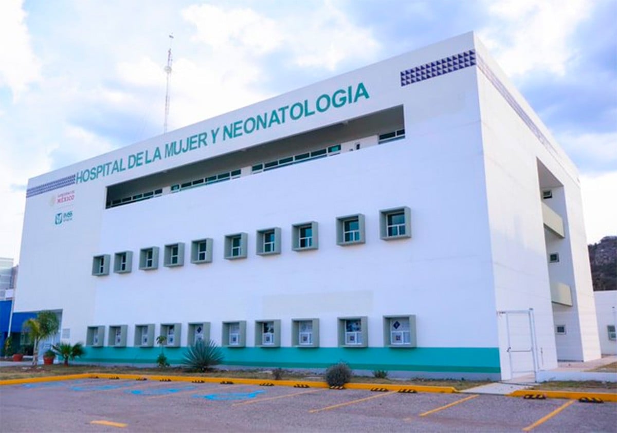 Hospital niega atención a bebé y, cuando lo llevaban a otro, murió; acusan negligencia
