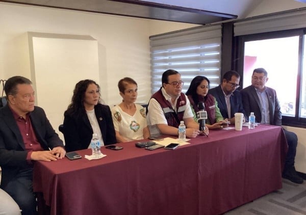 Debe ser el Gobierno estatal el que aclare el tema de la 'casa azul': Diputados de Morena