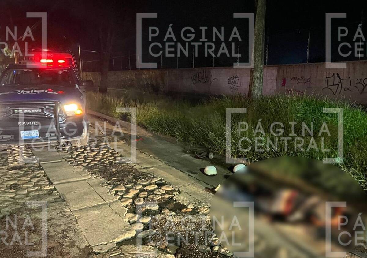 Motociclista pasa sobre una piedra, sale proyectado y está grave en el hospital