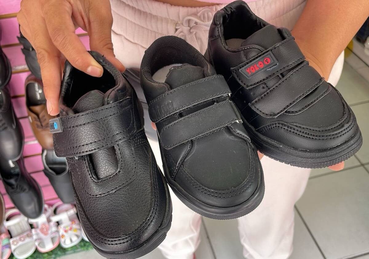 ¿Qué tipo de zapato usas, sintético o de piel? Vendedores dan algunas recomendaciones