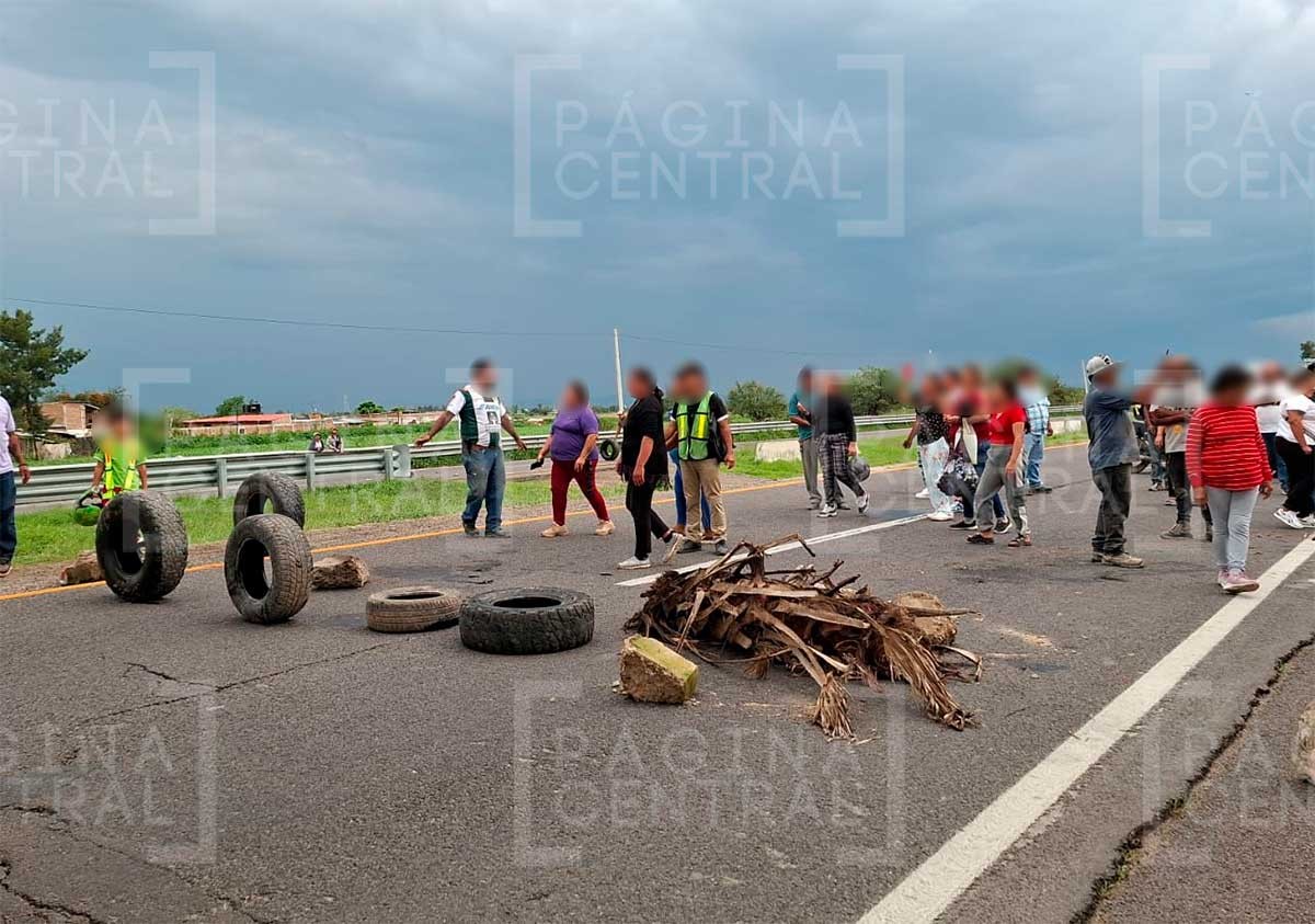 Bloquean la Maxipista tras desalojo en San Joaquín: colonos exigen solución