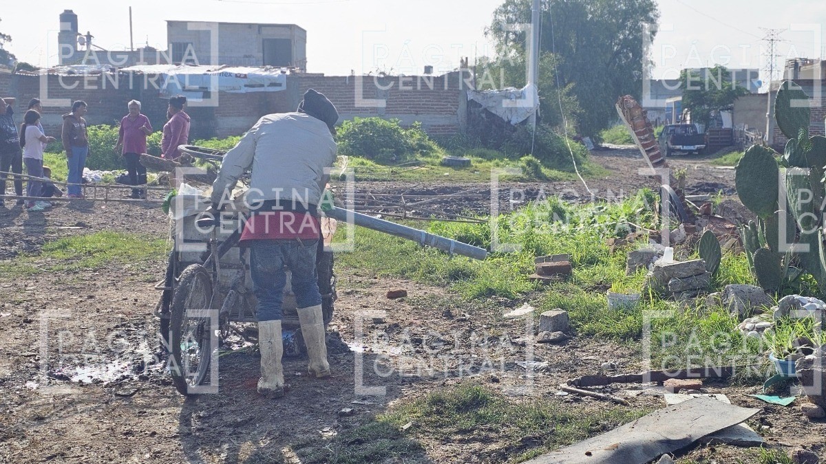 “¡Hasta la puerta se llevaron!“ Desalojados viven calvario porque les cayó la rapiña