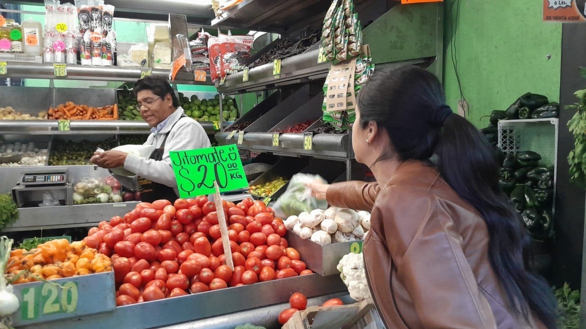 Aplica EU arancel del 17 % al jitomate