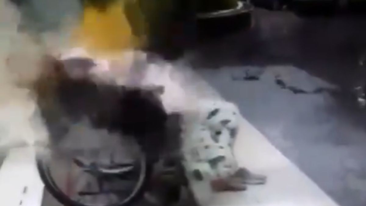 VIDEO No la atendieron: Gina murió afuera de hospital porque no pasó su tarjeta para pagar