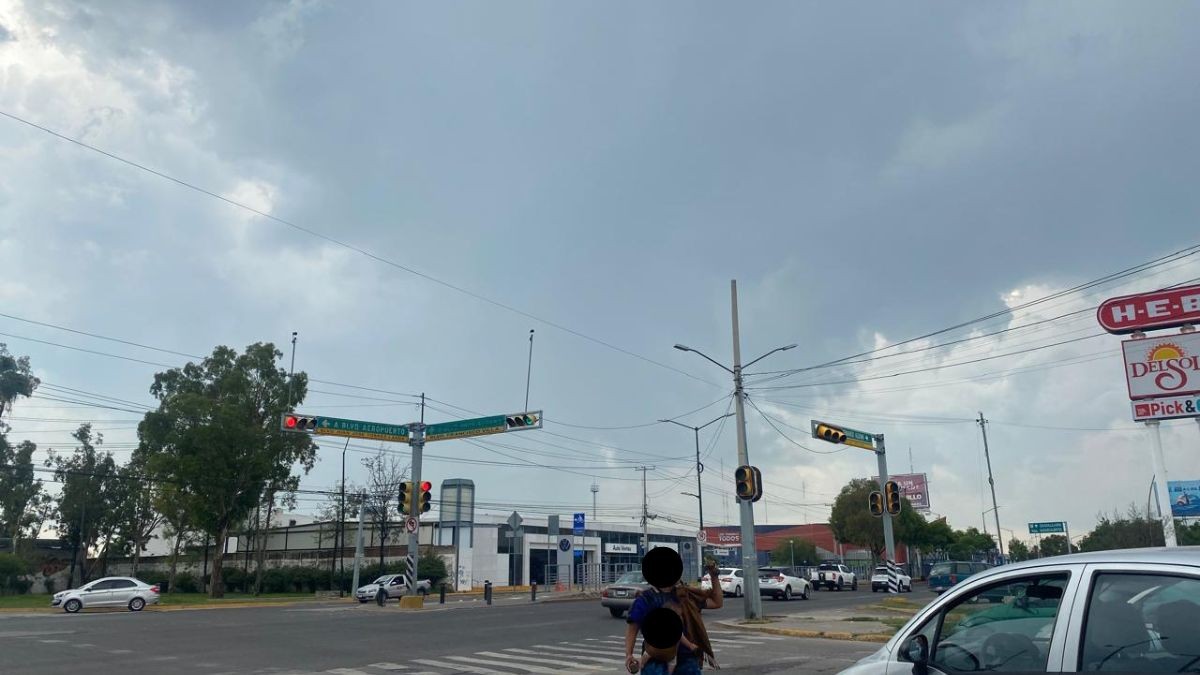 No ha parado de llover… ¿Así estará todo el día? Este será clima en León hoy