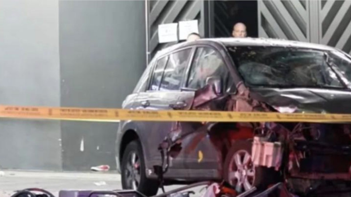 Vehículo arrolla a multitud, hay 28 heridos; ¡Esperaban para entrar a un concierto!