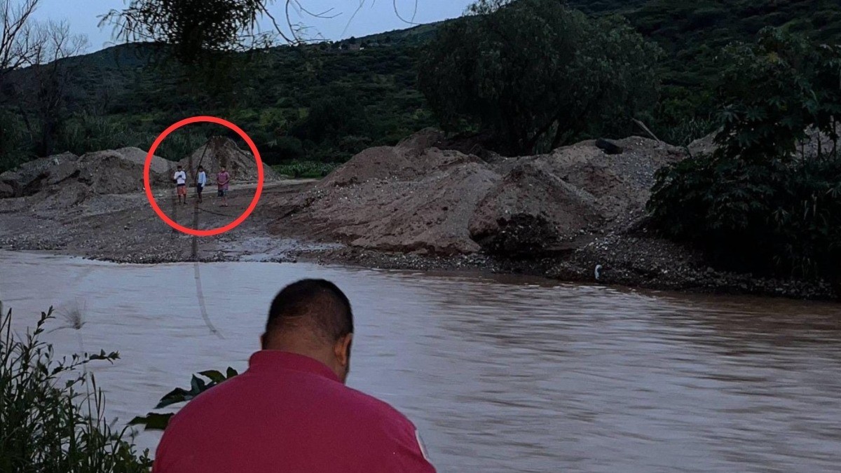 Salvan a niños leoneses: Jugaban cerca de río cuando creció el caudal y no pudieron volver