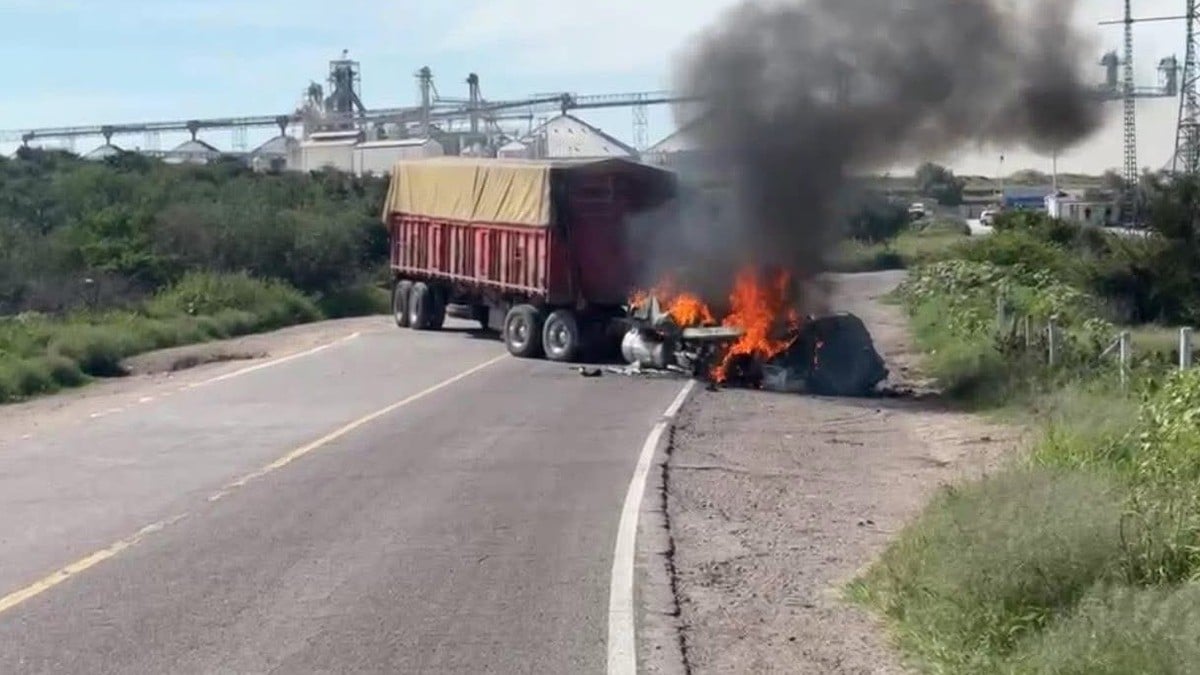 Desatan narcobloqueos en Aguascalientes tras operativo 