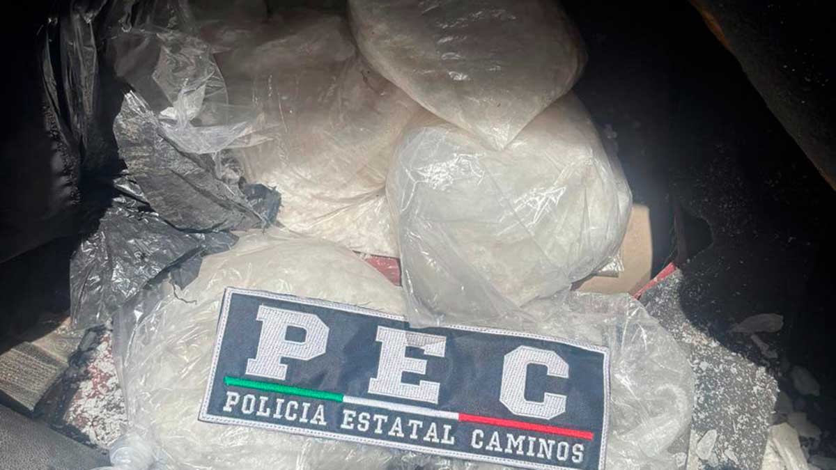Aseguran droga valuada en más de 25 mdp; la transportaban en un carro que se accidentó