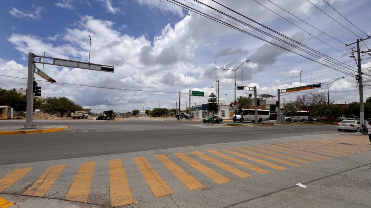 Peatones, ciclistas y usuarios de transporte ya tienen mejores cruceros viales en León