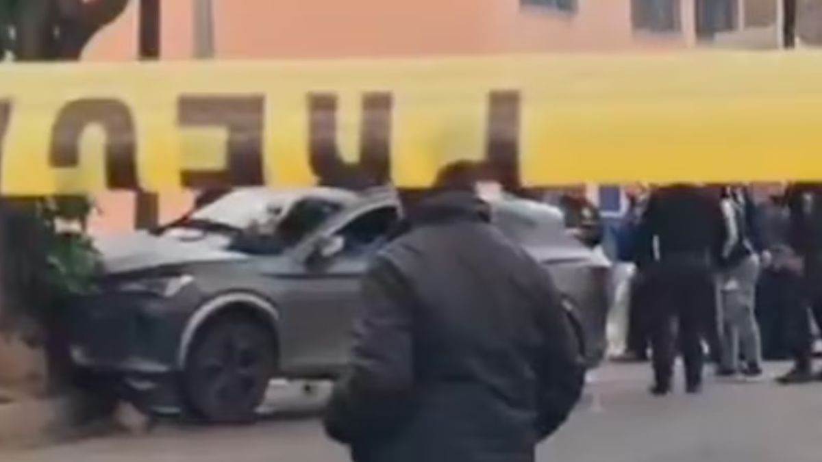 VIDEO Le dispararon 30 veces: Hombre muere dentro de auto de lujo tras ataque 