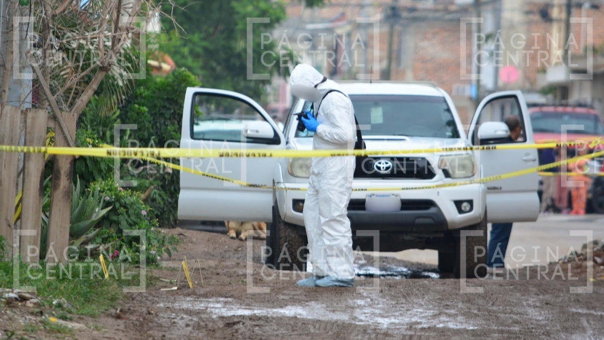 ¡Apenas amanecía! Hombres entran por la fuerza a una casa y matan a mujer a balazos
