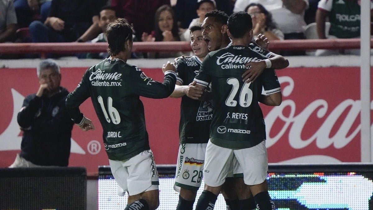 ¡Por fin! Club León vence a Necaxa y respira Eduardo Berizzo