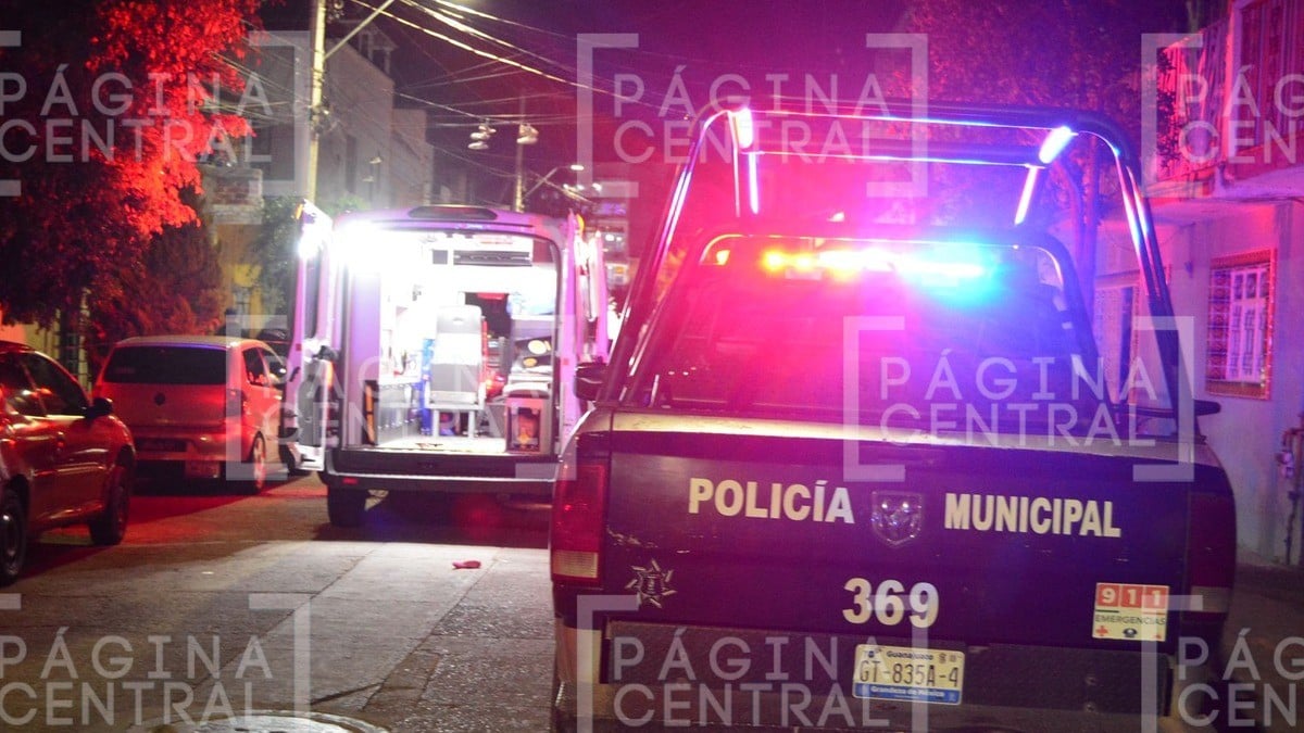 José y Alexis estaban en su casa cuando un motosicario les disparó; uno murió