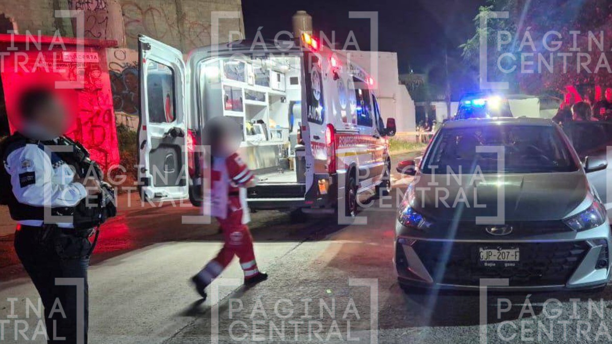 Juana estaba en el exterior de su casa cuando motociclistas le dispararon; está delicada