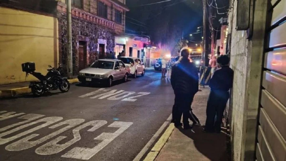 Eran abuela y nieta: Sicarios matan a mujer y pequeñita que viajaban en auto