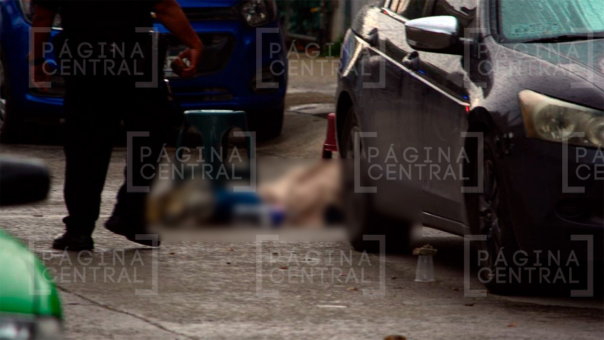 Matan a un hombre bajo la lluvia en León, su cuerpo quedó en plena calle