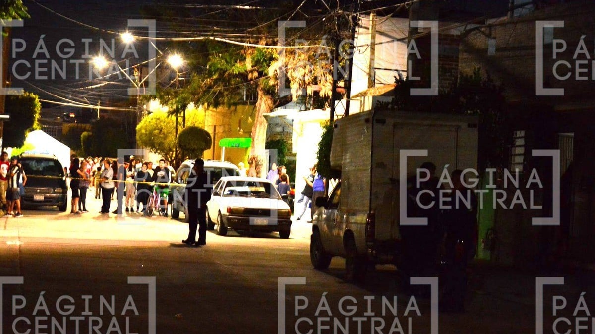 Niño jugaba en el balcón de su casa cuando es alcanzado por disparos; está grave